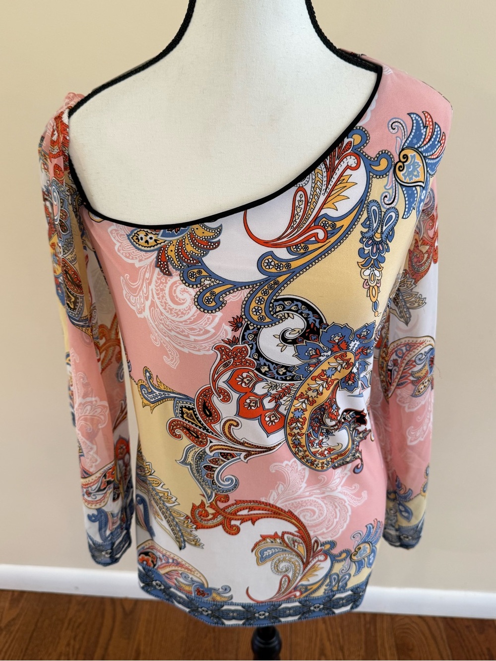 Analili Paisley Off-Shoulder Long Sleeve Top - size medium - Picture 2 of 6